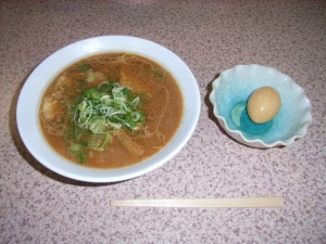 広島駅あたりでラーメンの美味しい人気店は?尾道・醤油豚骨・汁無坦々! 広島駅あたりでラーメンの美味しい人気店は?尾道・醤油豚骨・汁無坦々!